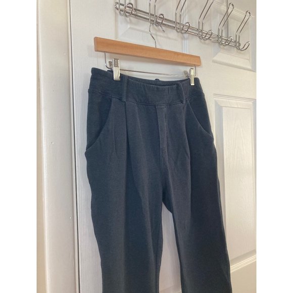 Lululemon Jogger Pants - Picture 2 of 8